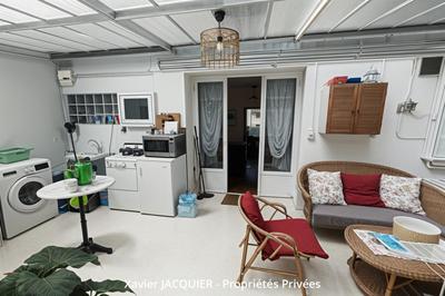 Maison - 88 m² - 3 pièces