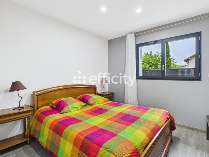 Maison - 142 m² - 5 pièces