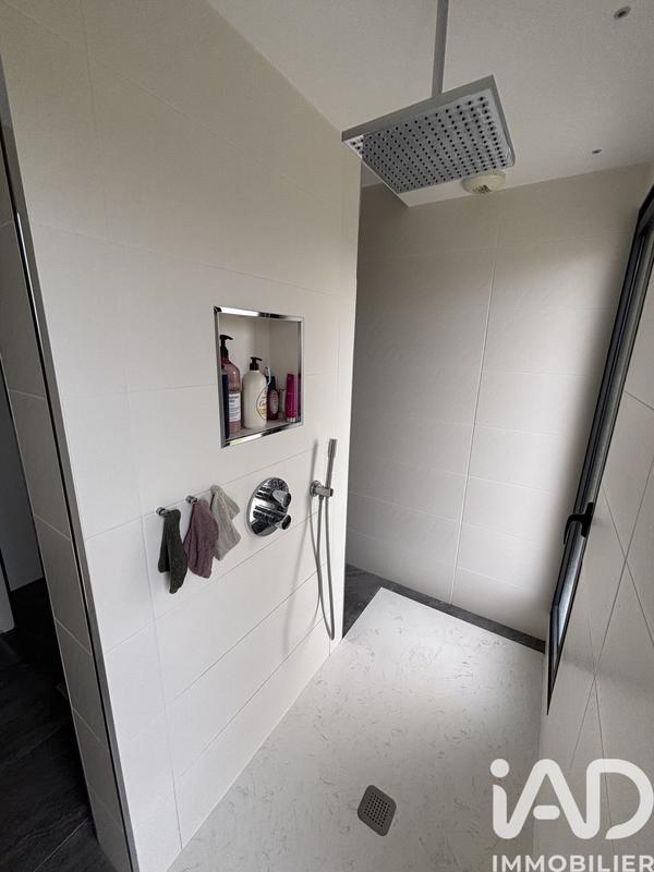 Maison - 165 m² - 5 pièces