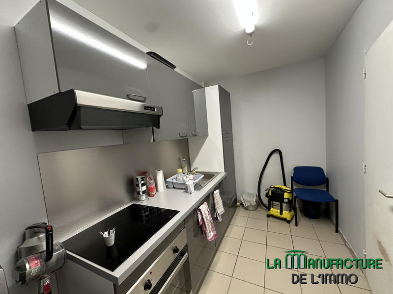 Bureau - 163 m² - 8 pièces