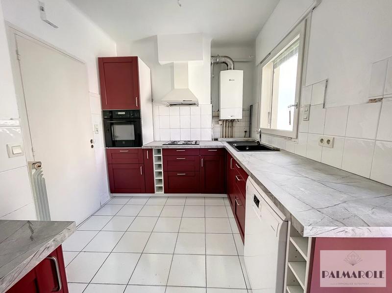 Appartement - 83 m² - 3 pièces