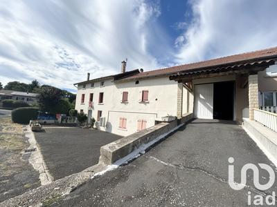 Maison - 186 m² - 8 pièces