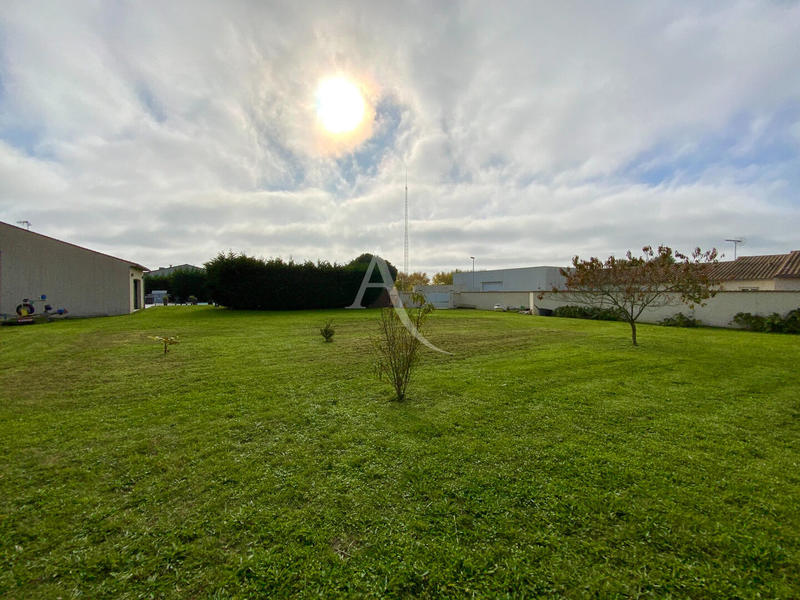 Maison - 274 m² - 9 pièces