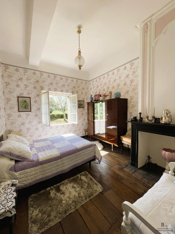 Maison - 161 m² - 5 pièces