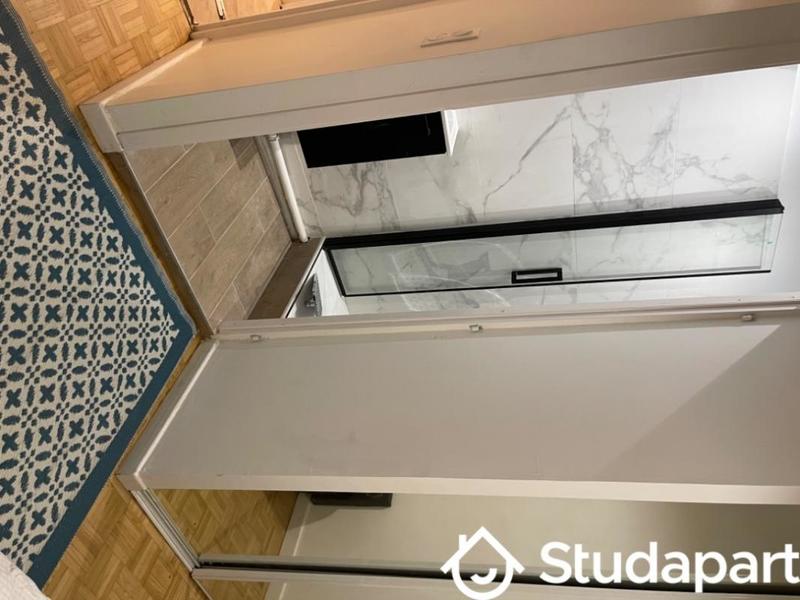 Chambre - 12 m² - 1 pièce