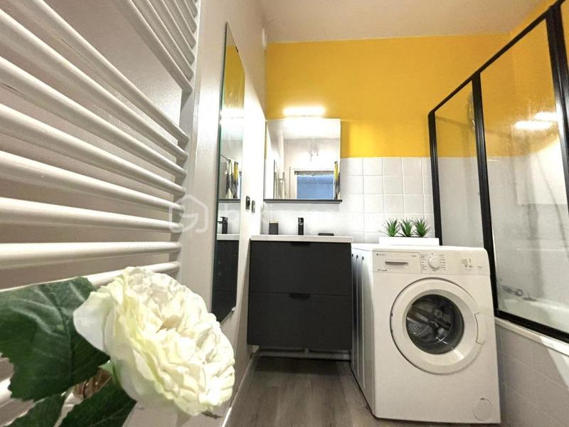 Studio - 25 m² - 1 pièce