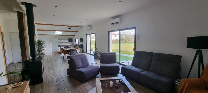 Maison - 150 m² - 6 pièces
