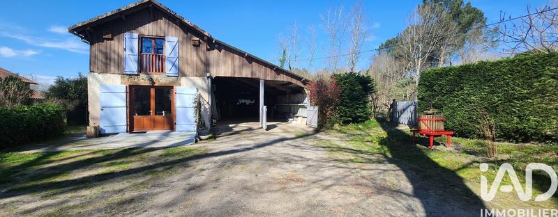 Maison - 436 m² - 9 pièces