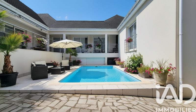 Maison - 195 m² - 6 pièces