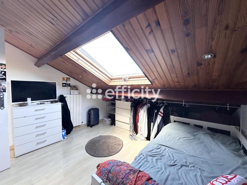 Maison - 135 m² - 7 pièces