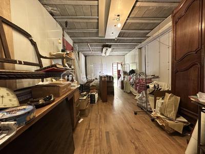 Local commercial - 79 m² - 3 pièces