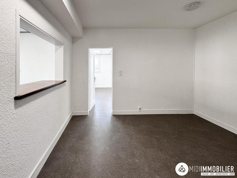 Bureau - 63 m² - 2 pièces