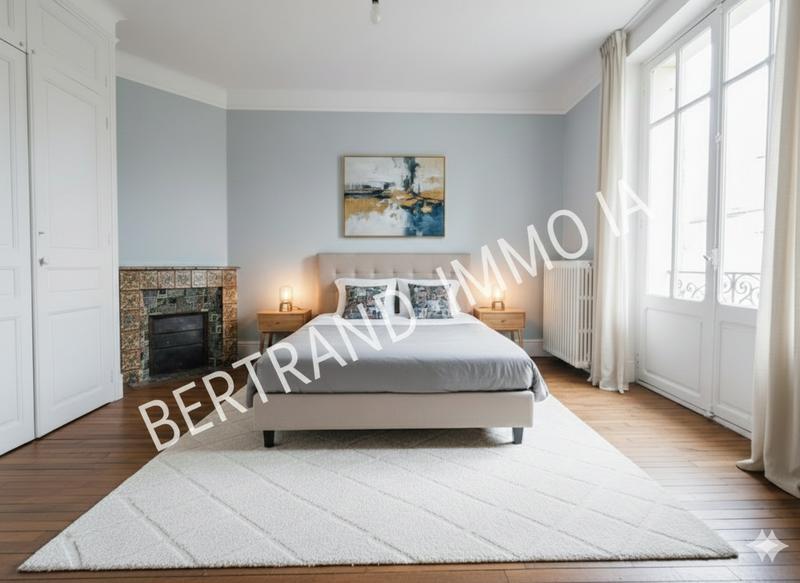 Maison - 228 m² - 11 pièces