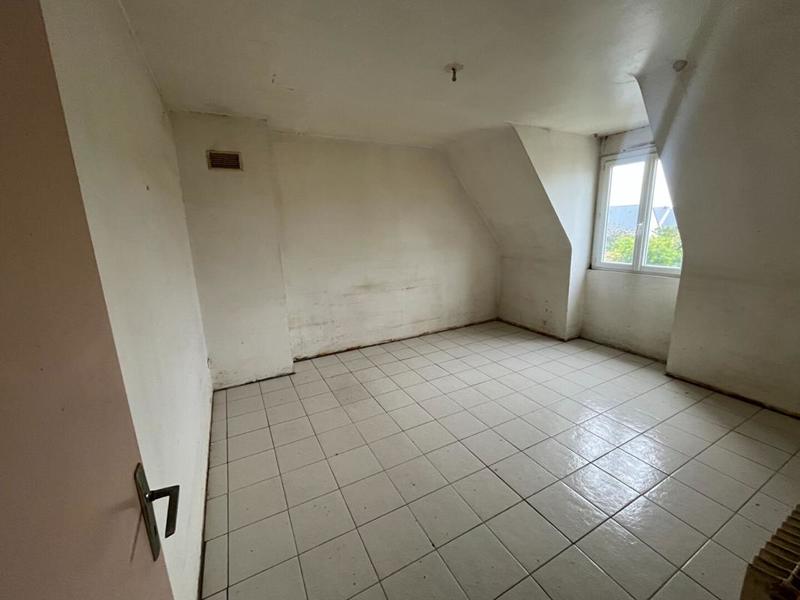 Maison - 93 m² - 4 pièces