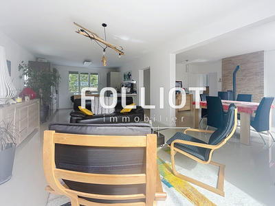 Maison - 155 m² - 8 pièces