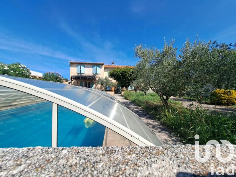 Maison - 220 m² - 7 pièces