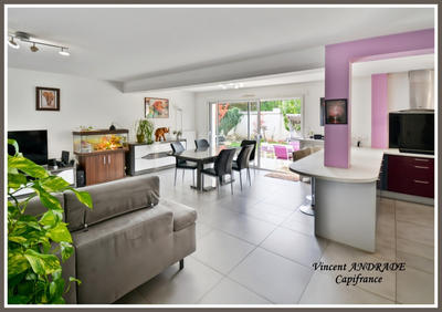 Maison - 100 m² - 4 pièces