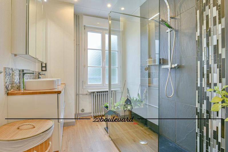 Maison - 151 m² - 6 pièces