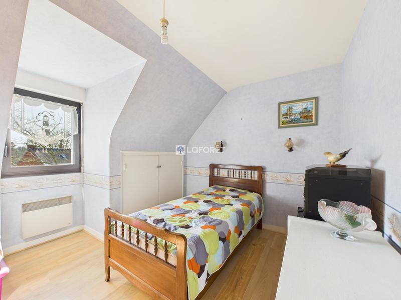 Maison traditionnelle - 120 m² - 5 pièces