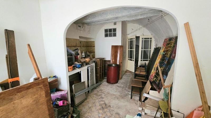 Propriété - 220 m² - 9 pièces