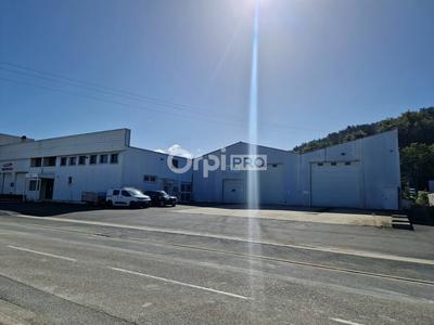 Entrepôt - 2 184 m²