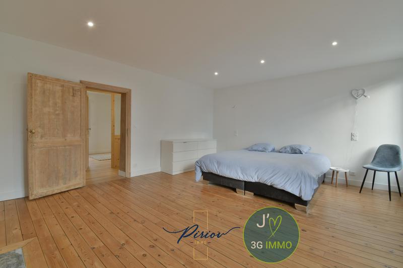 Maison ancienne - 142 m² - 7 pièces