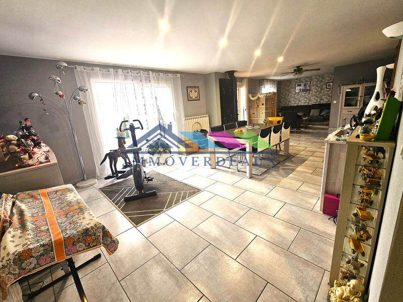 Maison - 160 m² - 6 pièces