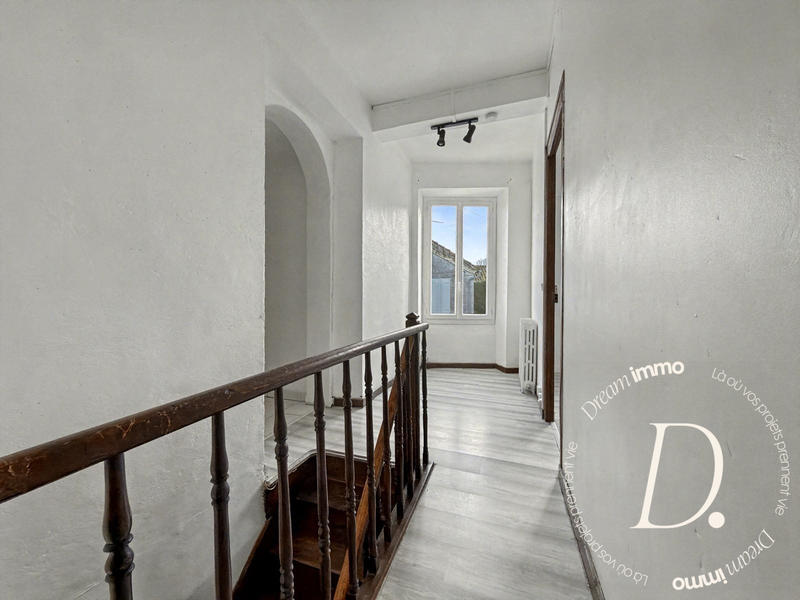 Maison - 105 m² - 4 pièces