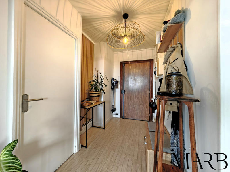 Appartement - 67 m² - 5 pièces