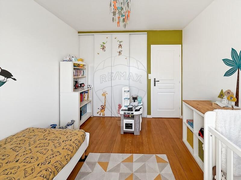 Maison - 140 m² - 5 pièces