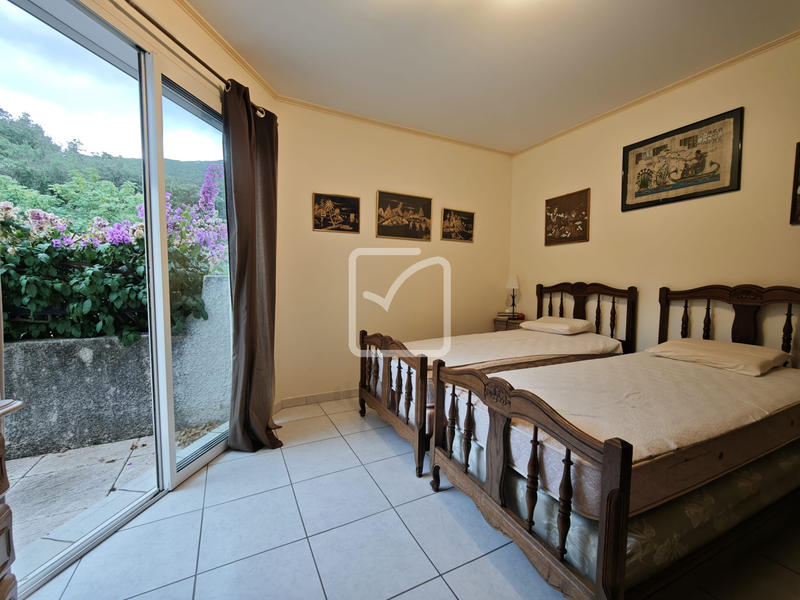 Maison - 157 m² - 6 pièces