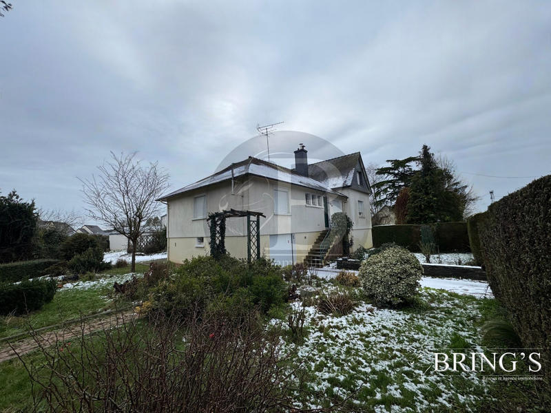 Maison traditionnelle - 130 m² - 6 pièces