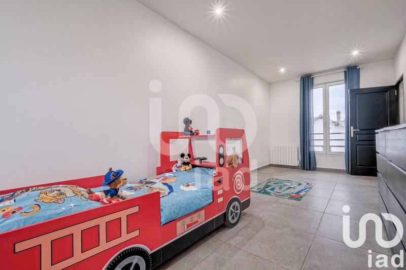 Maison - 140 m² - 5 pièces