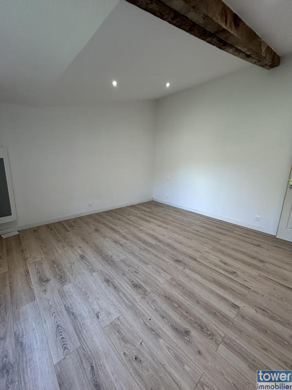 Maison - 206 m² - 6 pièces