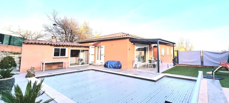 Maison - 175 m² - 8 pièces