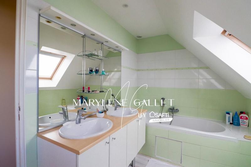 Maison - 88 m² - 4 pièces