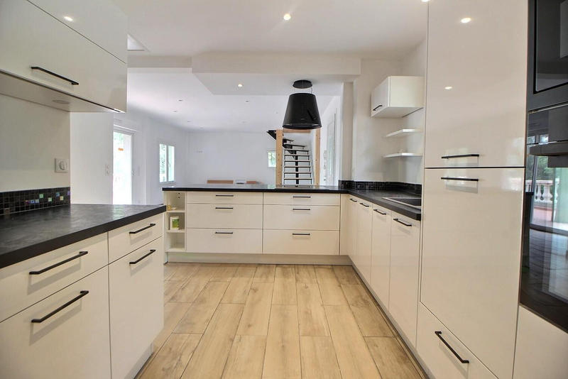 Maison - 112 m² - 6 pièces