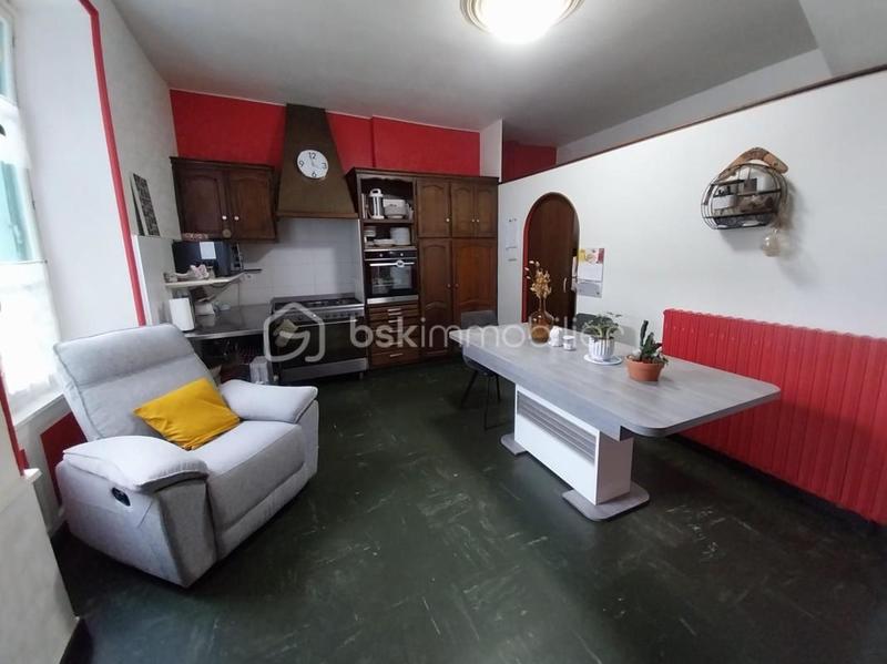 Immeuble - 159 m² - 9 pièces