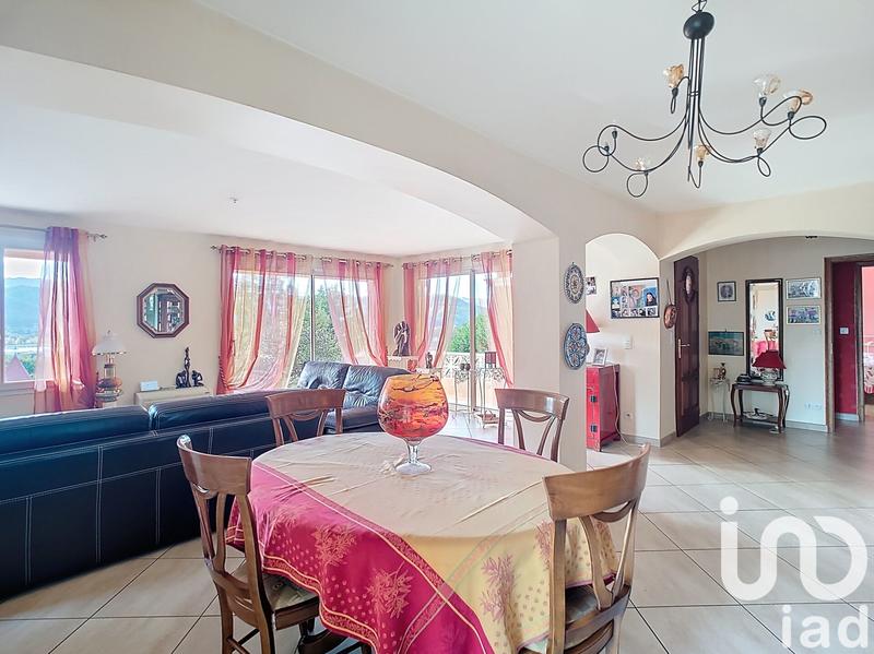 Maison - 115 m² - 5 pièces