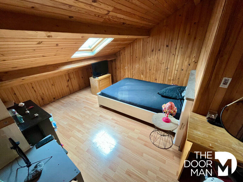 Maison - 88 m² - 5 pièces