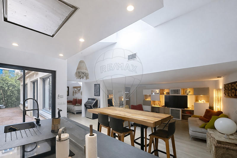 Maison de ville - 174 m² - 5 pièces