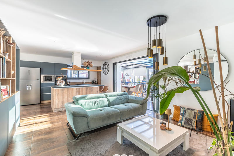 Appartement - 133 m² - 4 pièces