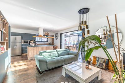 Appartement - 133 m² - 4 pièces