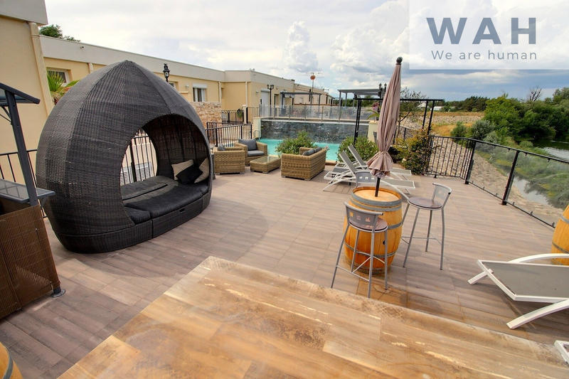 Fonds de commerce - Magasins - 1 900 m²