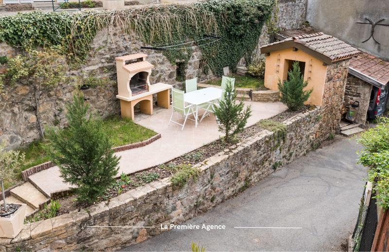 Maison - 104 m² - 4 pièces