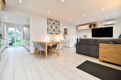 Maison - 80 m² - 4 pièces