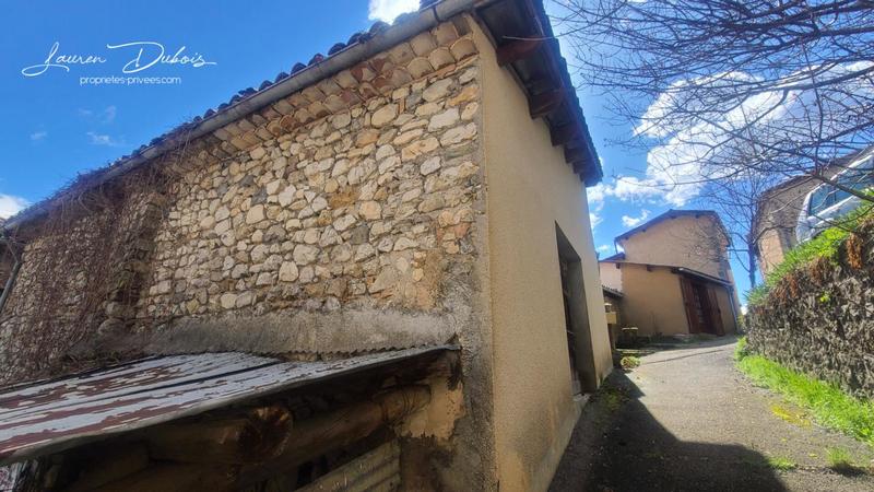 Grange - 100 m² - 2 pièces