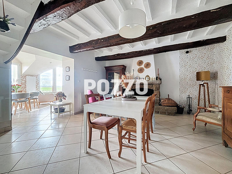 Maison - 143 m² - 8 pièces