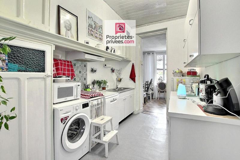 Immeuble - 195 m² - 10 pièces