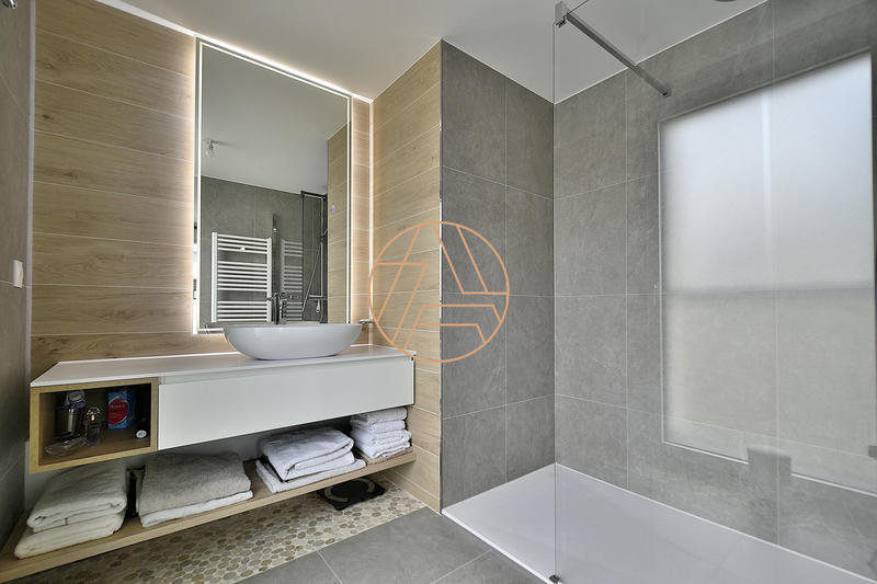 Duplex - 134 m² - 5 pièces